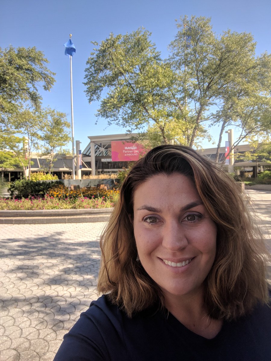 And... we're off! Hubspot Partner Day at #Inbound19