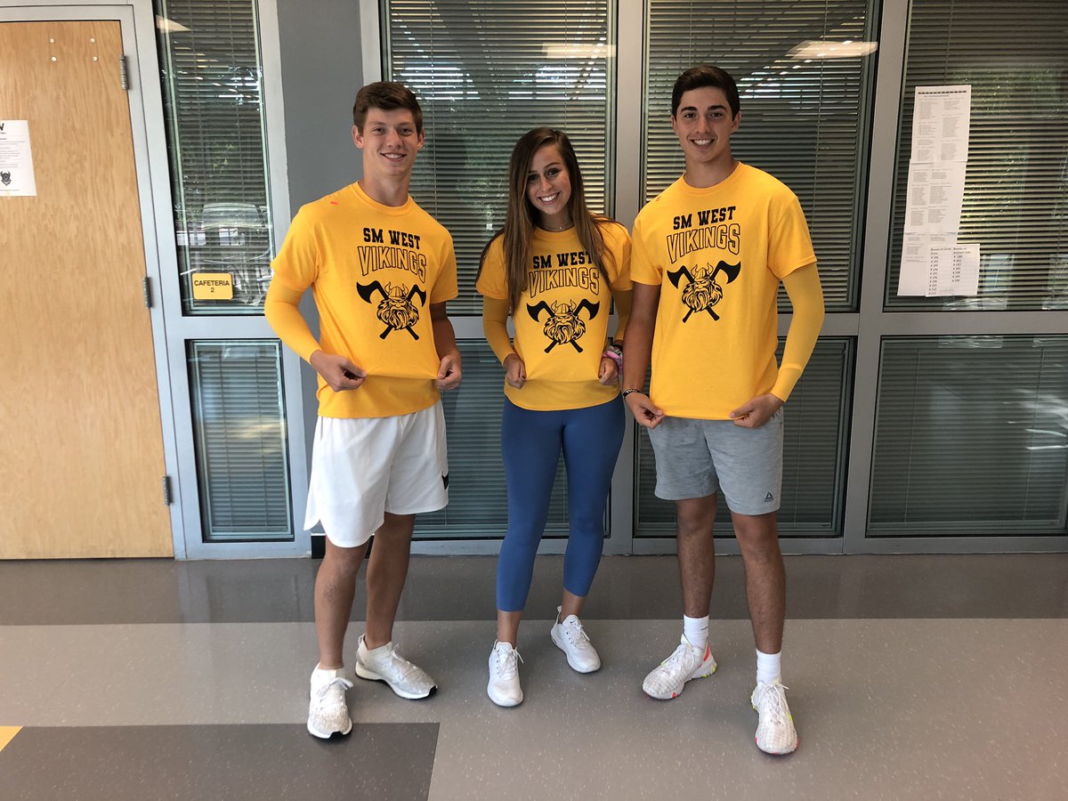 smwtheship's tweet photo. COME GET YOUR GOLD RUSH SHIRTS AND SLEEVES FOR THE FIRST FOOTBALL GAME FRIDAY! ONLY $8 ALL TOGETHER💛💛💛💛💛#skovikes https://t.co/ShrnlVxrOR