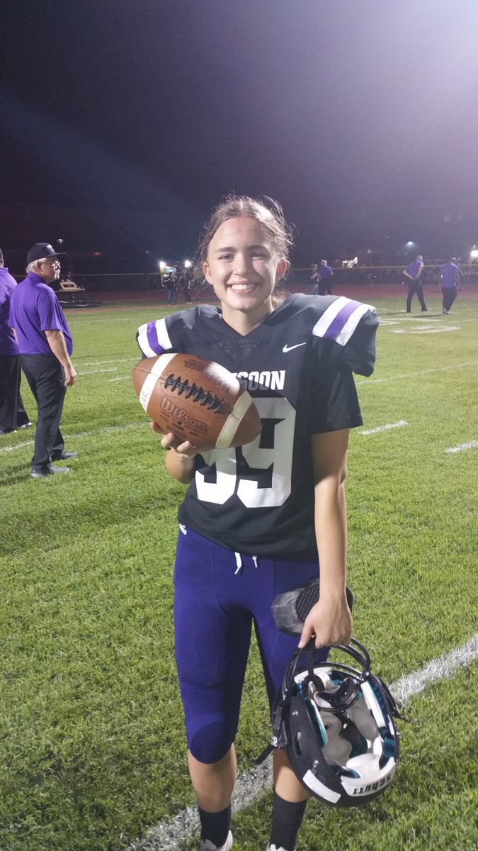 VVHS_MONSOON's tweet photo. Congratulations to Sara Lowry on being the first female athlete to score in a varsity football game, kicking a field goal in the 3rd quarter. VVHS went on to beat Mesa Westwood. https://t.co/buSiIii2Or