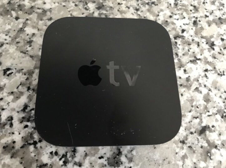 softwaresteals1's tweet image. Apple TV generation 2. Comes with remote, power cord and warranty. $30 plus shipping! PAYPAL ONLY! Dm or email for additional information or inquiries. Softwarestealsbusiness@gmail.com