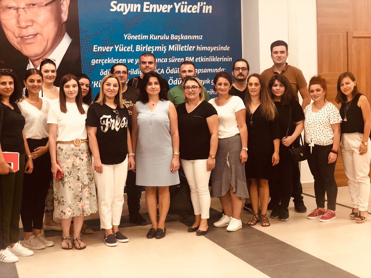 esrayagmur351's tweet photo. Ankara 50. Yıl Bahçeşehir kampüsü zümre başkanları toplantısı https://t.co/jvQzaa0BdY