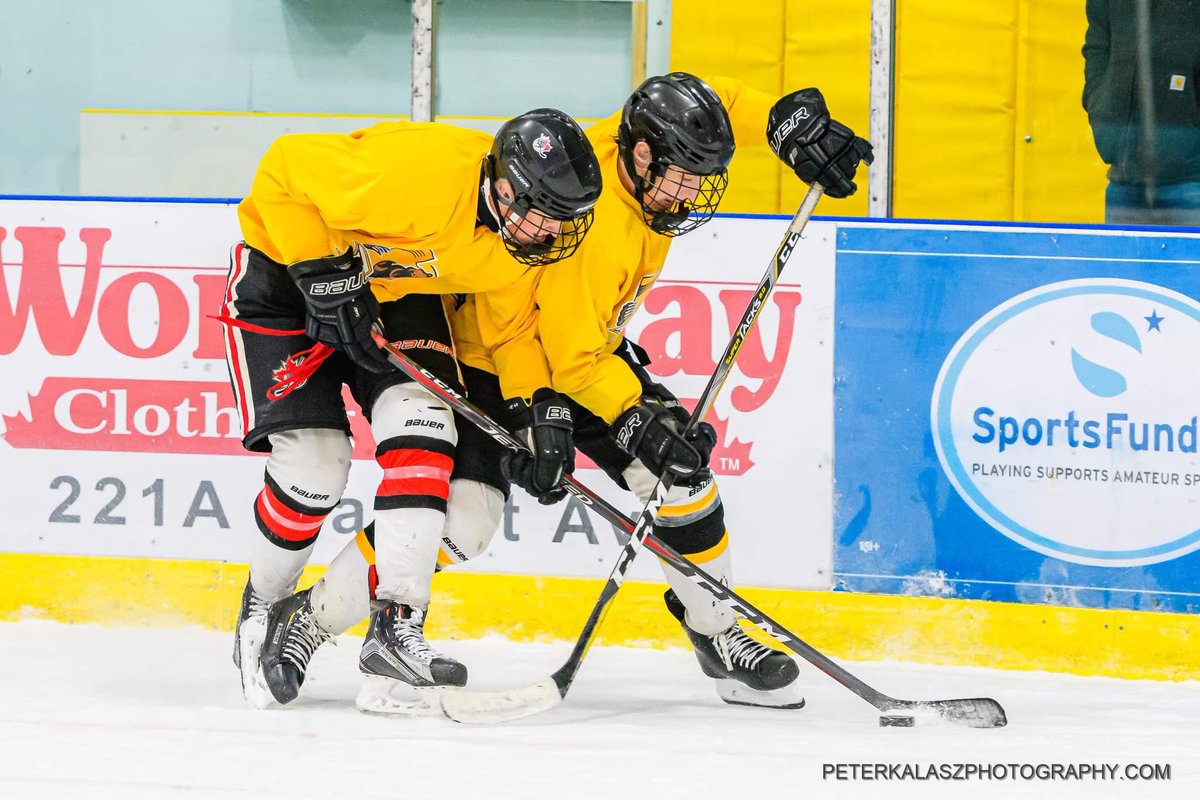 rha_kelowna's tweet photo. Congrats to former POE Midget Varsity players Nick Mitchell, Regan Hackett and Wyatt Petrerson on all signing with the Grandforks Border Bruins of the KIJHL! 🐻 🏒 @KIJHL @BorderBruins 

Good luck this season boys! 

#poeehockey #kijhl #hockeysback #hockeyseasoniscoming https://t.co/5ckHgruupc