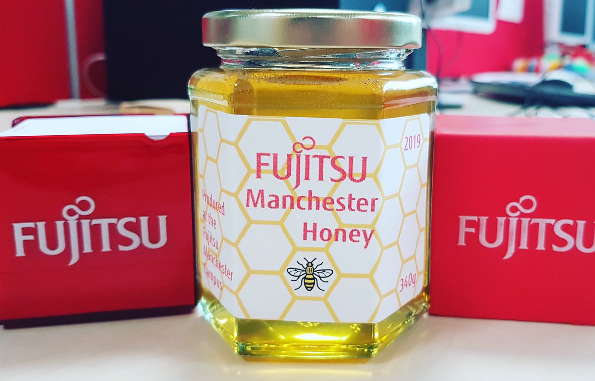 kyracat's tweet photo. @_MaxineTaylor @Fujitsu_Global @AutisticaUK I dont want your money, honey, I want your... honey! #fujitsu #fujitsumanchesterBees #fujitsumanchesterhoney https://t.co/m3WcTl4fUB