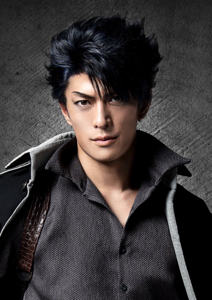 舞台「憂国のモリアーティ」 セバスチャン・モラン役を 演じさせて頂き