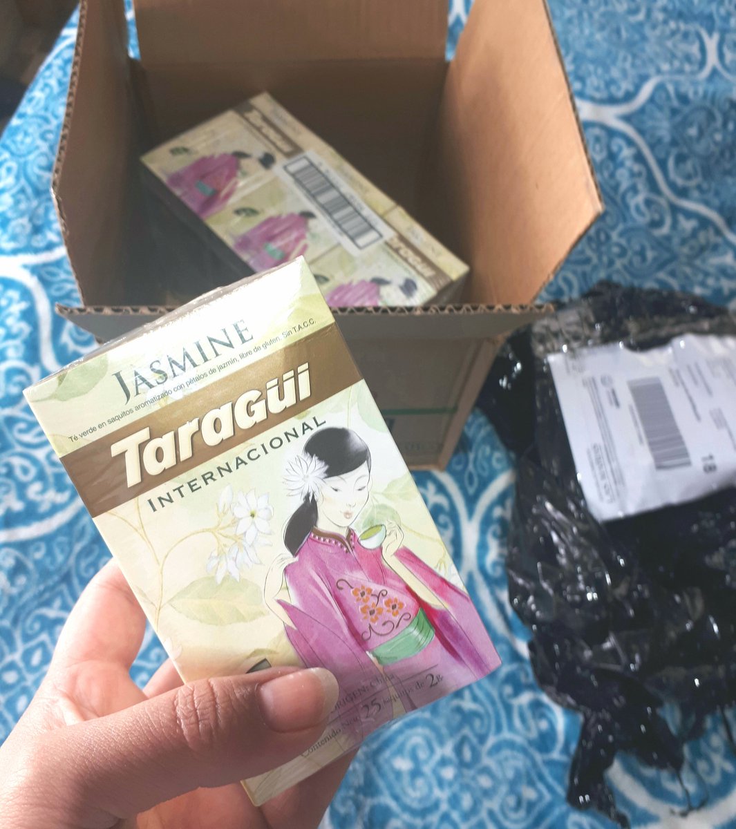 Rubi_J_Duarte's tweet photo. @YerbaTaragui Para cuando van a permitir comprar mi exquisito Té de Jazmín?!? TE LO PIDO! #adicta https://t.co/D0HUYMLhRq
