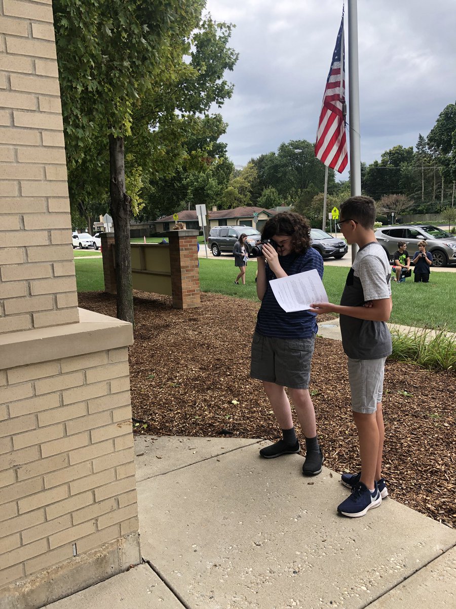 appliedtechD70's tweet photo. School is back in session!!!! 8th graders are busy learning how to take pictures using a DSLR. They are learning how to shoot in aperture mode, shutter mode, and eventually manual mode!! https://t.co/uRCKmPAKof
