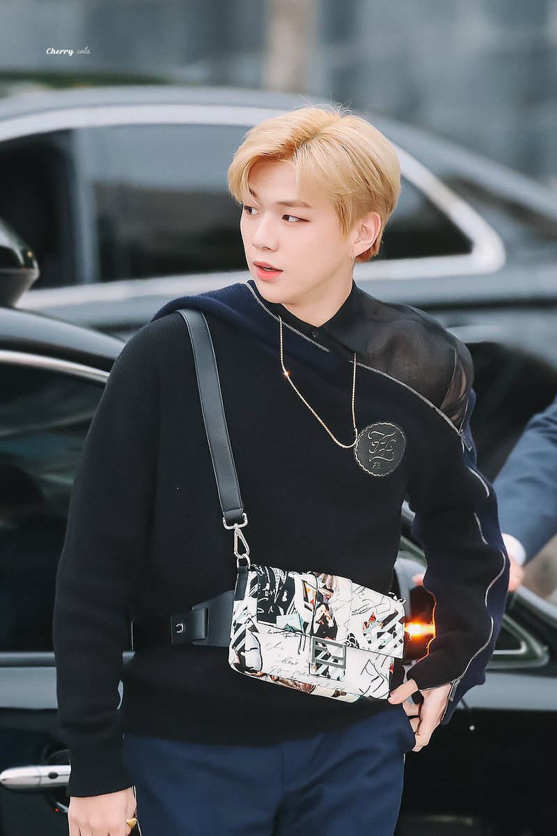 cherrycola_nw's tweet photo. 190903 Drama✨🤭
#강다니엘 #다니엘 #KANGDANIEL #DANIEL https://t.co/WUwfFCkPn1