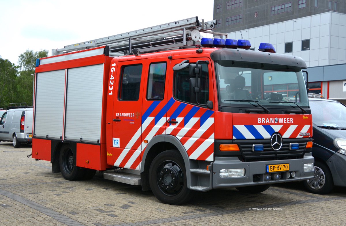 hvvoertuigen's tweet photo. Zoek de verschillen bij deze MB Atego met roepnummer 4231 van de kazerne Leiden. Foto @hvvoertuigen https://t.co/YURaHdONJV