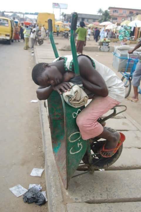 Life is not how easy u see it life is more difficult that u ever thought life is not how much u have today life is how u deal with the day that u fan ur self and next days and the other night