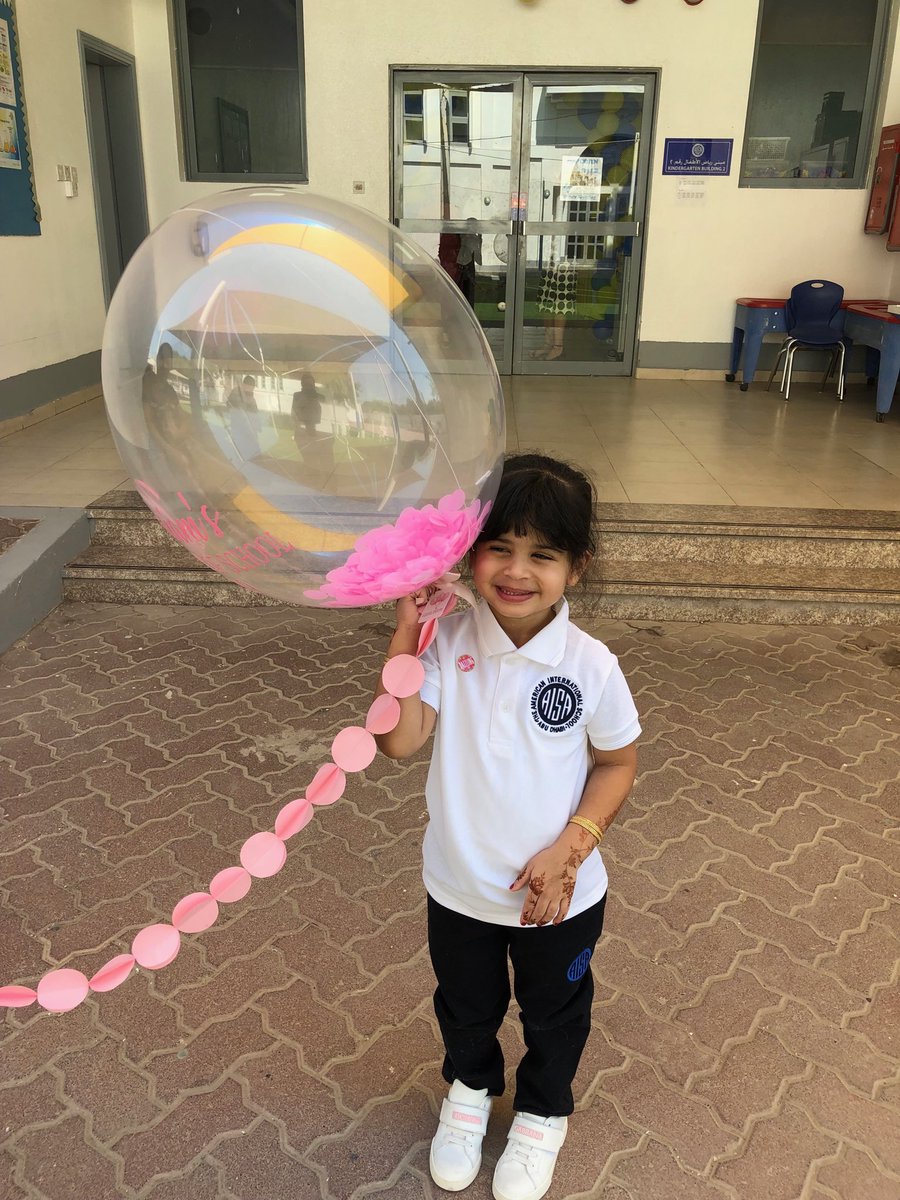 First day of school with a magical balloon to celebrate #aisalions