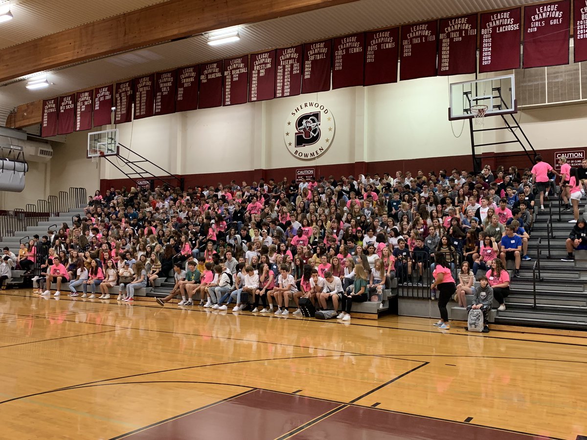 mitchell_shs's tweet photo. First day for freshmen 2019! Go New Bowmen!! https://t.co/Jj2MninpTo