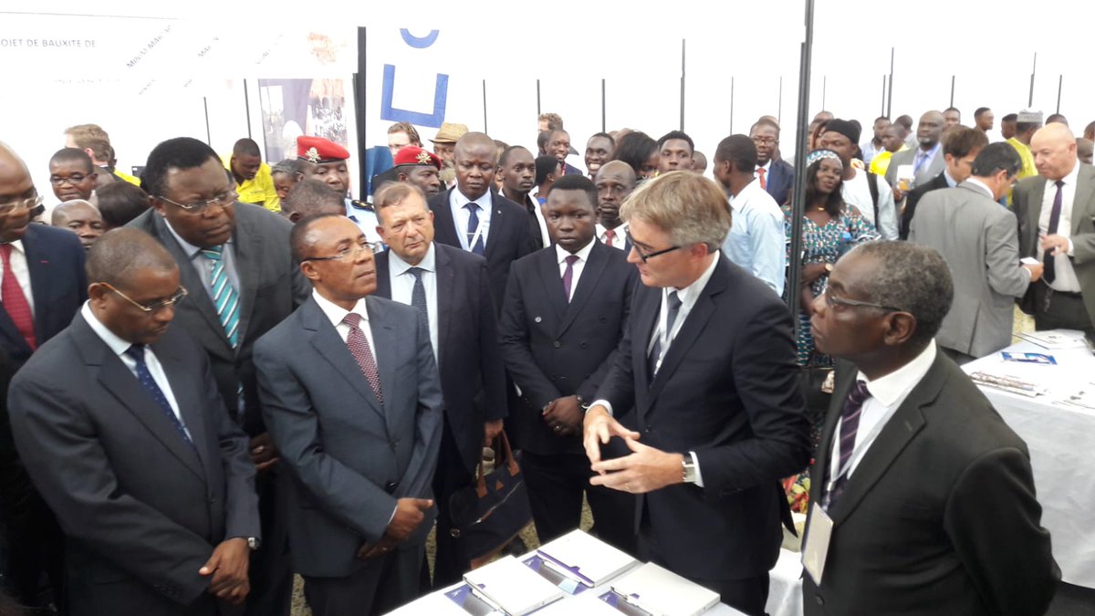 GroupeEramet's tweet image. Aujourd’hui, @GroupeEramet a reçu la visite de Gabriel Dodo Ndoké, Ministre camerounais des Mines, de l’Industrie et du Développement Technologique, sur son stand du #CIMEC. #MINMIDT