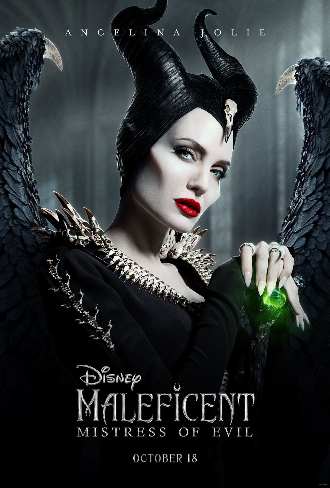 Maleficent2 - Maléfique : Le Pouvoir du Mal [Disney - 2019] - Page 9 EDjYSC1XoAEyOhe?format=jpg&name=4096x4096