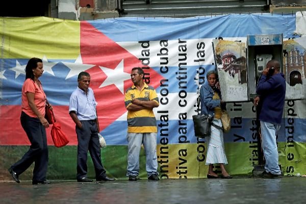  OSCURA REALIDAD vs LEYENDA NEGRAVenezuela y Cuba: dos revoluciones gemelas en la miseria https://www.elmundo.es/internacional/2019/07/20/5d31fd8e21efa0e96d8b468d.htmlAsí hundió la economía chilena Salvador Allende http://www.libremercado.com/2016-06-22/asi-hundio-la-economia-chilena-salvador-allende-el-marxista-leninista-que-admira-iglesias-1276576804/