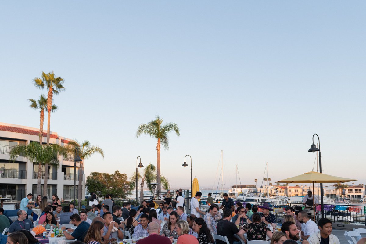 samba_tv's tweet photo. Gathering 350+ Samba TV employees from around the globe isn't easy, but our #SambaPulse2019 event in Coronado was a rousing success. It gave our team members a chance to engage, reinvigorate and recharge for the next phase in Samba's journey. #TVdata #TVidentity #TVscience https://t.co/XtWWvIMvNj