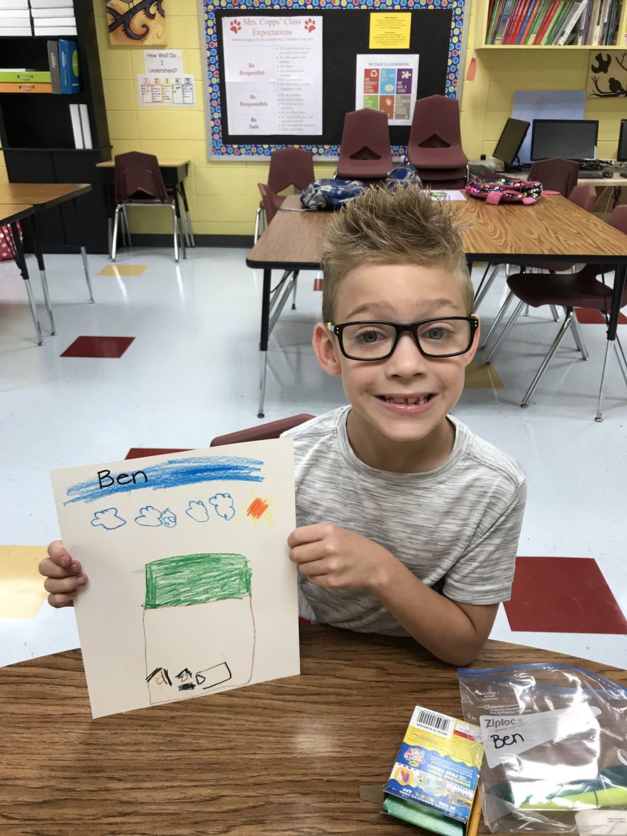 gates_first's tweet photo. 1st Grade GATES students are reflecting on their learning in Seesaw - their digital portfolios. @ThomasvilleCity @GAGCGifted #shivergifted #GAGiftedEducation https://t.co/CToTLT5lOF