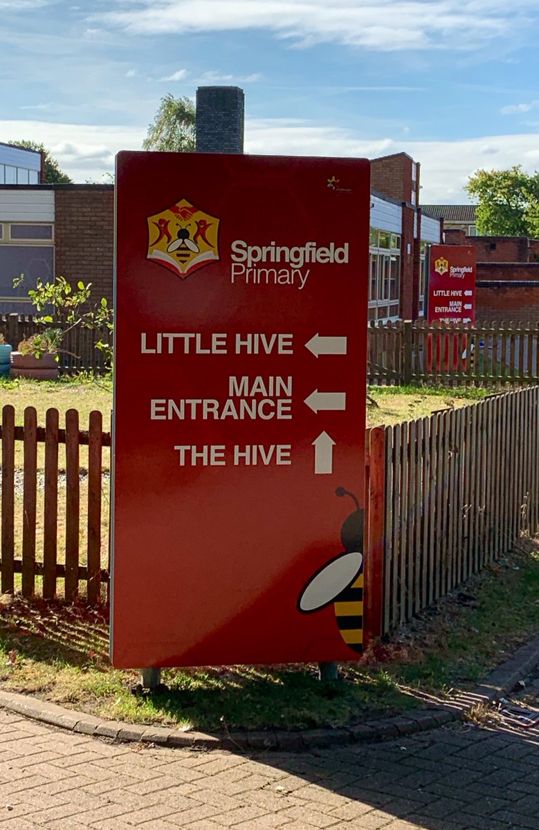 ChallengerMAT's tweet photo. @SpringfieldBeds was a ‘hive’ of activity when @schamberlainCEO visited today as staff were training and getting ready to welcome back our pupils. There was a real ‘buzz’ around the place. #cmatway https://t.co/O2ECY4QGaD