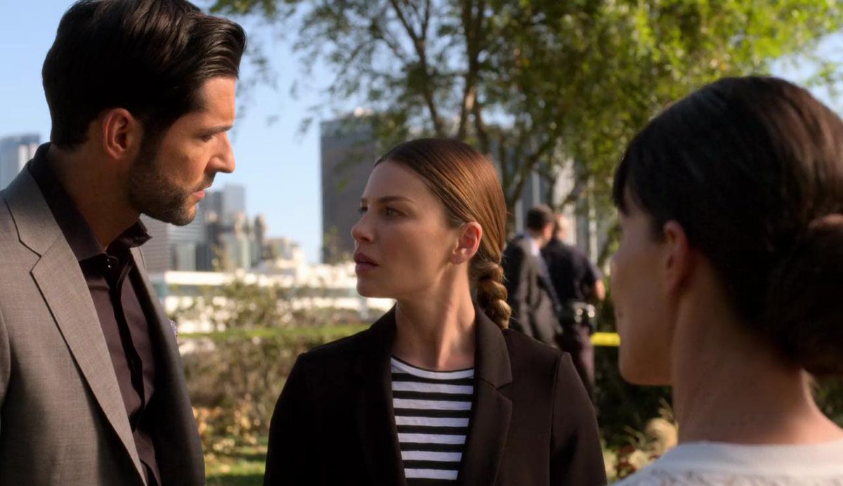 this is episode 1 and they are THIS loud[4x01]