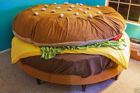 ridersloungerw's tweet photo. #RwOT How warm is your bed these days? We hope you are having a blast wherever you are. To those at #RidersLounge @KigaliHeights tonight, may our #TuesdayBurgers keep you cool & satisfied the entire night.
#Buy1Get1Free #Burger #TasteRwanda #HappyHour #Kigali #Rwanda https://t.co/a8A5hhM9zh