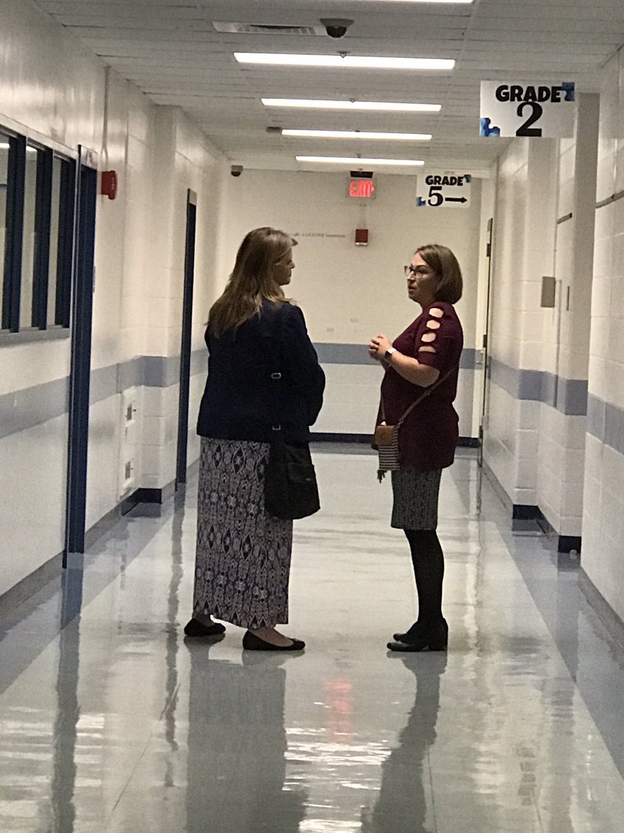 LJDavis1069's tweet photo. New @hcpss_lwes Principal Connie Stahler was proud to show us around that wonderful school this morning! And @vickycutroneo fell in love with the flexible seating options in 2nd grade! 😉 https://t.co/iYkUMzIBWA