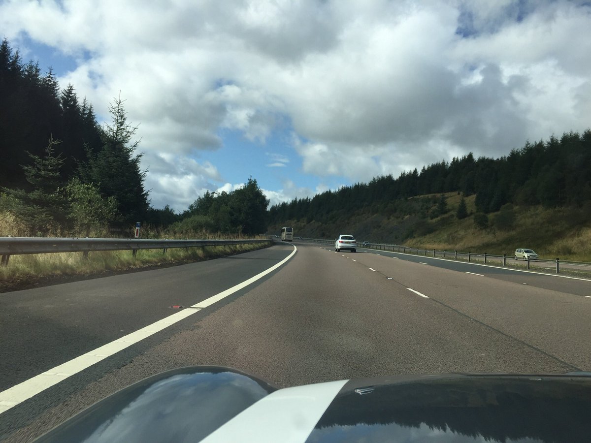 MariotheMini's tweet photo. Day 1 Sunday of a 5 day road trip @MariotheMini travelled to Scotland 🏴󠁧󠁢󠁳󠁣󠁴󠁿 via M6 M74 lovely weather. Slight mishap he lost one of his wiper arms 😂 so we had to swap the remaining one from passenger side to drivers side. I’m sure we will sort something out. https://t.co/kIz65ZKdSw