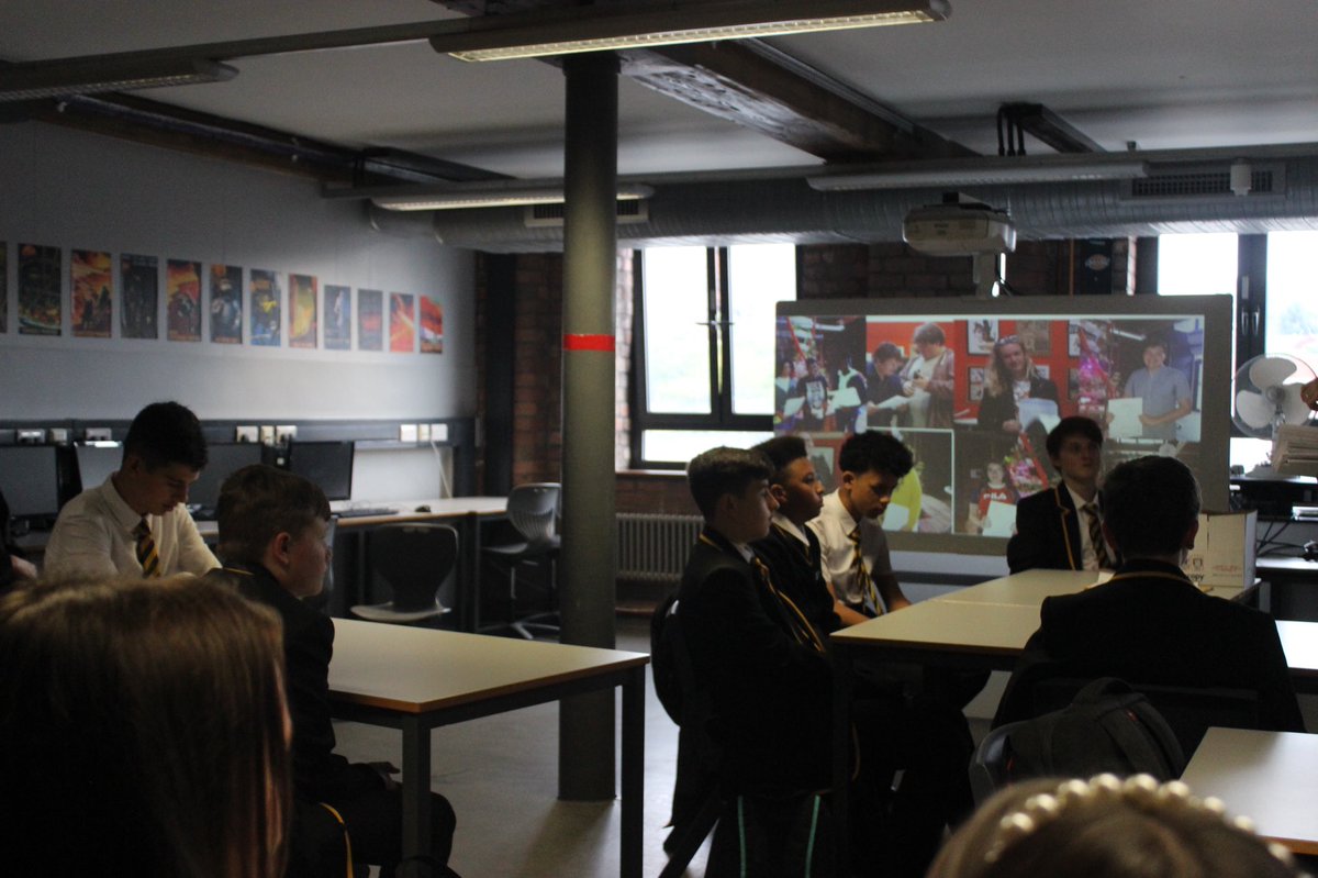 lpoolstudio's tweet photo. What an exciting day! We’ve welcomed a whole group of new starters to the Studio this morning... Best of luck – may you learn something new, gain new experiences and feel right at home. Welcome to the family! #FirstDayOfSchool2019 #futurejobs #digitalandcreative https://t.co/NFwHzlveU8