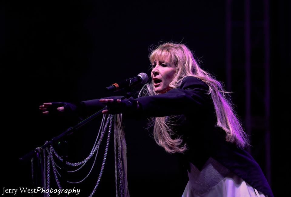 BellaDonnaNicks's tweet photo. @dannysherwood @seeds_we_sow @MickFleetwood @StevieNicks @christine_mcvie @NeilFinn Maybe our Mirage tribute band could and do a show with the classic lineup? More authentic https://t.co/0OpzODTVDc