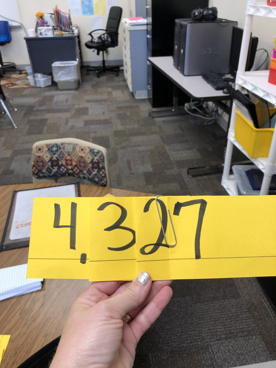 sgttxaggie's tweet image. Modeled math workshop today in 3rd grade. Here is evidence from my small group teacher table. @EMScurriculum #emsproud @BrysonBobcats