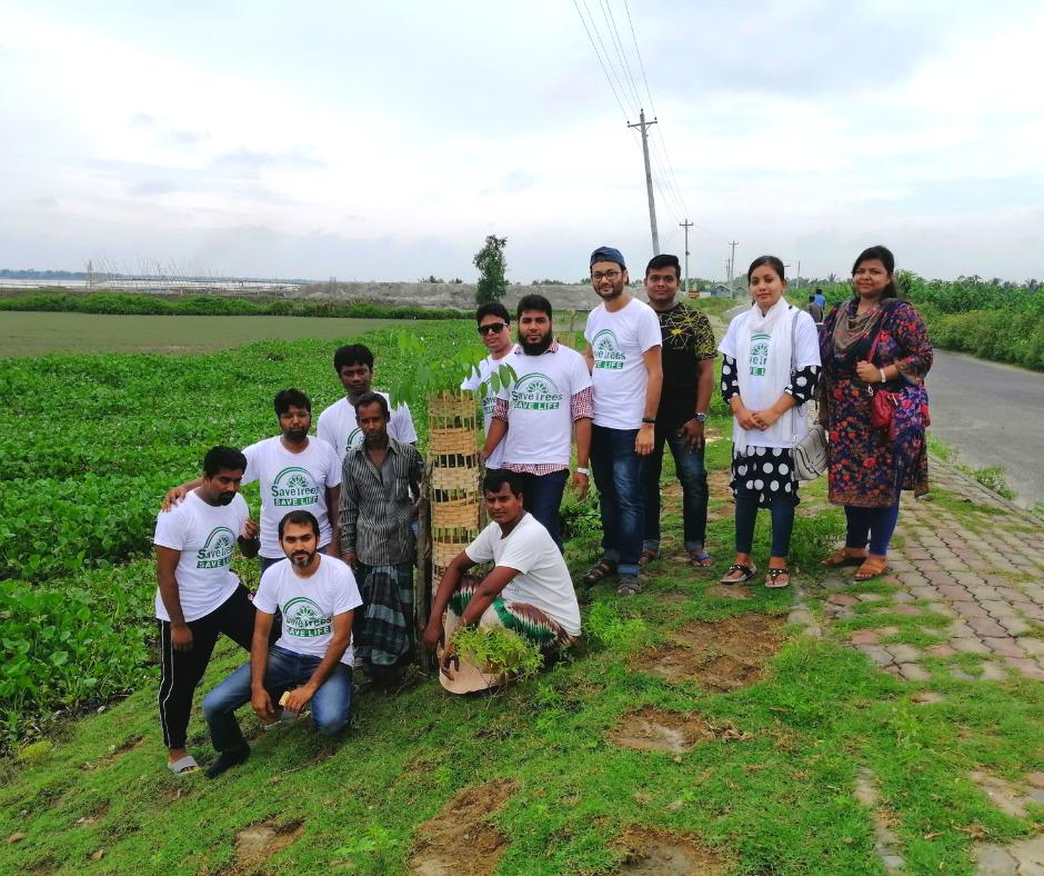 w3engineers's tweet image. In this era of industrialization, we hardly think of the nature that we breathe in. This weekend we made a small move to protect mother nature.
🌿🌿 Save Trees, Save Life 🌿🌿
#TreePlantation #W3Engineers #ForFutureGenerations #SaveNature #SaveTrees