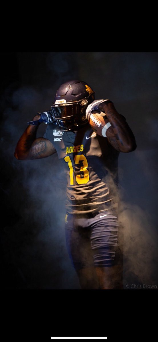PylesElite's tweet photo. The recognition goes far and wide for one of the hardest working men in the room. @EBELL_TheGOAT is the official touchdown reception leader at a HBCU power house NC A&amp;T! #OnlyTheBeginning 🐶🍽  @seniorbowl https://t.co/1pTBlP4JZl