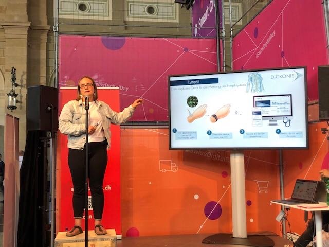 dicronis's tweet photo. Remaining competitive in the digital age is key for Swiss industries and the Swiss economy. Our CEO Patrizia  presented Dicronis at the Zurich main station, highlighting the impact of digitalisation in the healthcare field.
#SwissDigitalDay #digitalhealth #diagnostic #ethspinoff https://t.co/I40QU5plkM