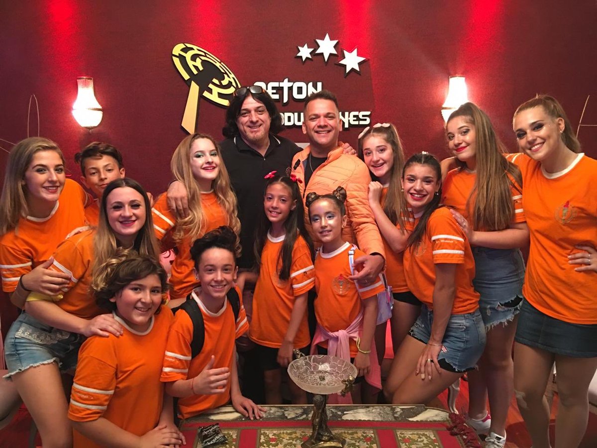 GabyGonzalezOk tweet picture