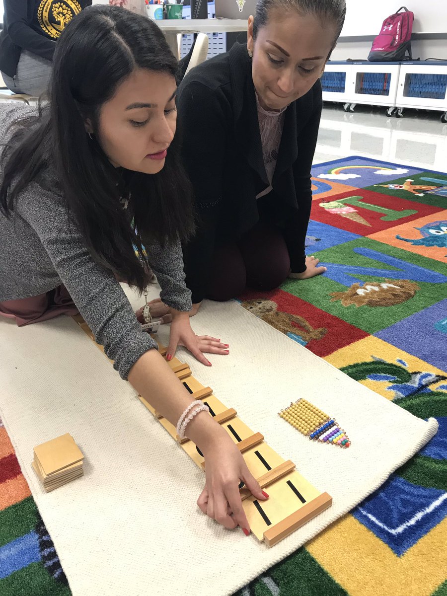 Its_Ms_Flawless's tweet photo. I am always amazed by the knowledge Montessorians possess! @montessori_hdz @mibroughton #LookForwardPLC #MontessoriMatters π©π»βπ«π« https://t.co/gP1v6ptfQU