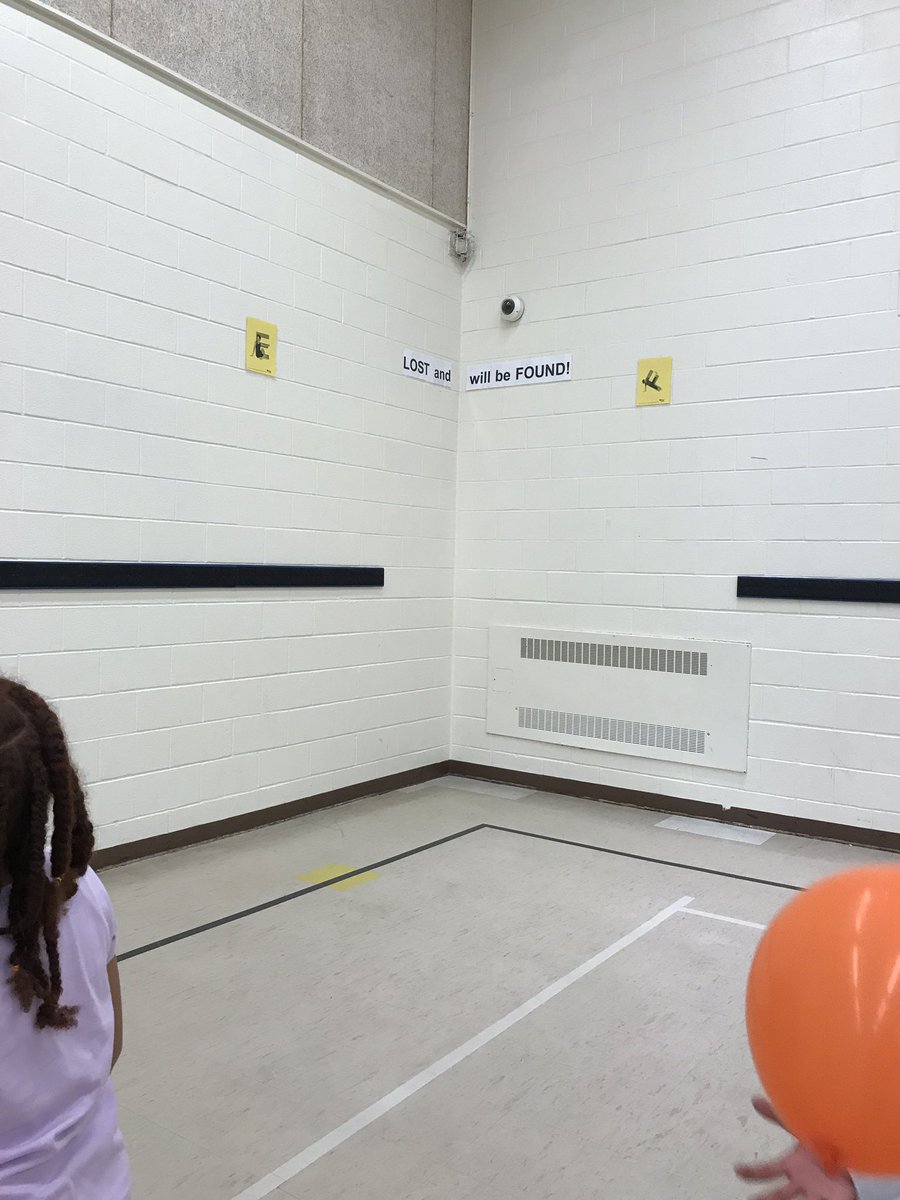 andreahaefele's tweet photo. I’ve updated my “LOST & WILL BE FOUND” corner as a positive space where Ss can cr8 groups and know that someone will always be able to support them, also looking forward to building the Community Corner w/ #physed #playbeyondthelabel #integration & #reverseintegration #physed https://t.co/uqZOis6ZMb