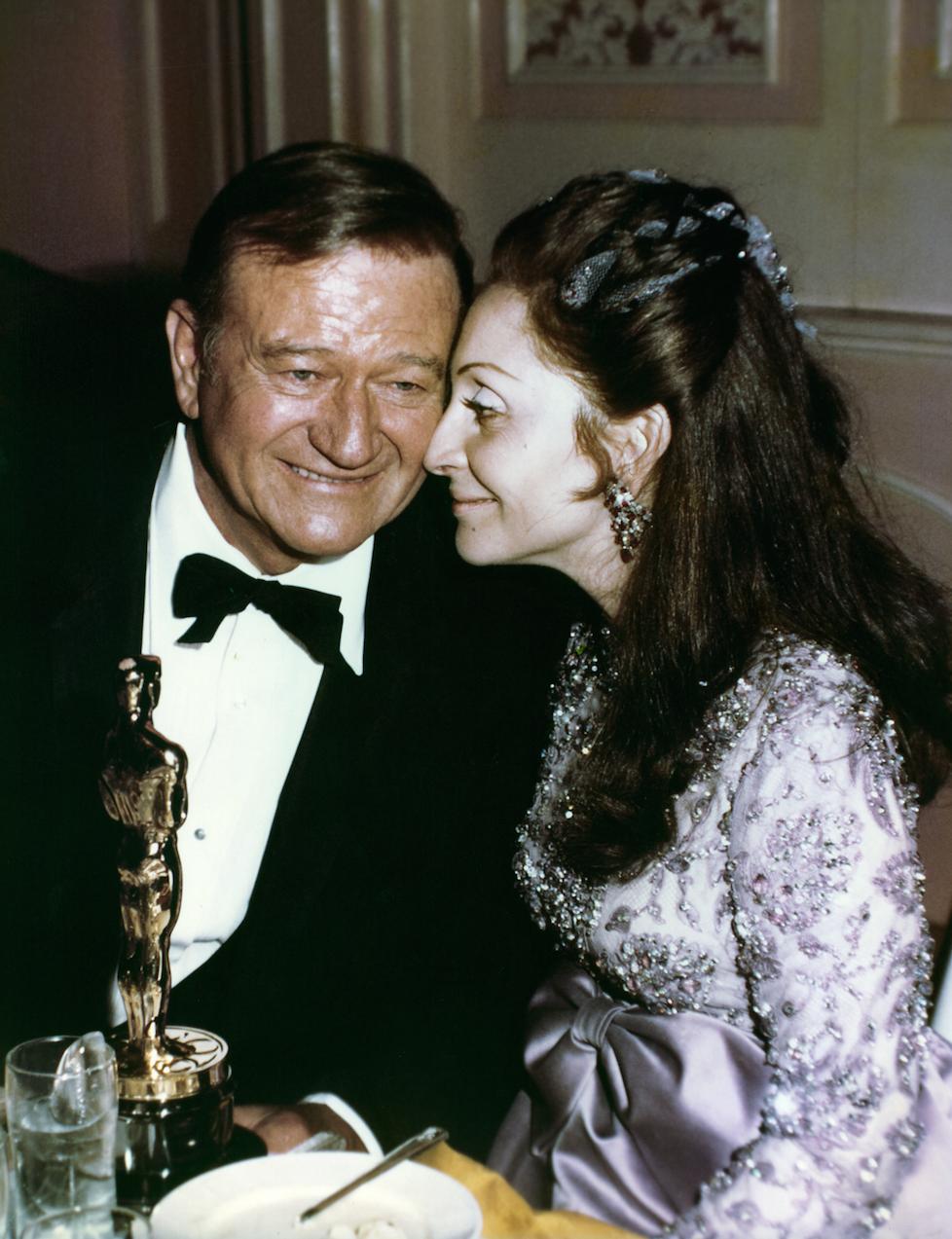 Happy Birthday to Pilar Pallete! She was the 3rd wife of John Wayne & mother to his 3 youngest children 
