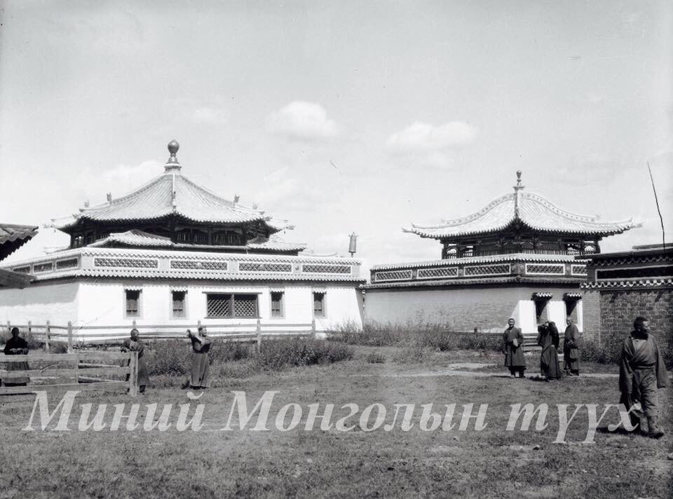 Улсын үндэсний төв архивийн сан хөмрөгт Зуугийн ламын хийдийн талаар дараах нэгэн баримт буй. Түүнд”...1901 онд Дүйнхор дацанг Түшээт хан Насанцогтын хойтын буянд зориулж хувилгаан Гончигжанцан, ханы хатан Номундарь нар эвсэж босгожээ гэж ээ.