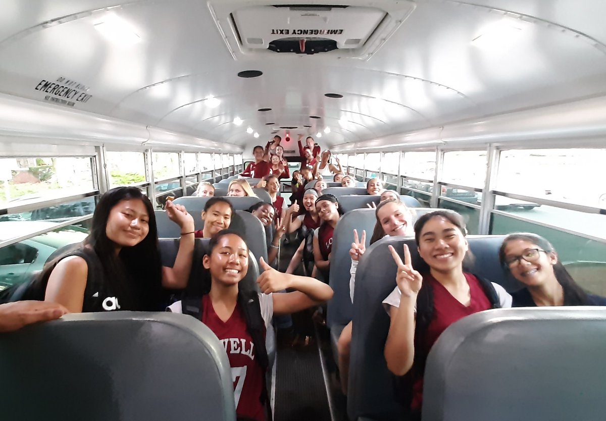 CoachMCrina's tweet image. That 1-0 bus ride feeling. So proud of how these ladies battled it out tonight! 
#berelentless #1down #9togo @_LHSAthletics @LHSGirlsVolley