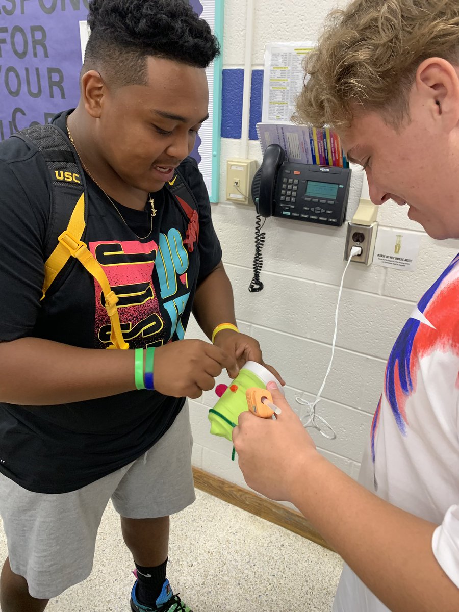 MsTibbitt's tweet photo. I took a risk today with โMystery Bag Maniaโ...students got a bag full of RANDOM items, had 45 minutes to create a product & then pitch it to their classmates. Stepping out of my comfort zone helped my students to step out of theirs. ๐ช๐ผ #FirstDayWin
I. was. blown. away. https://t.co/vIxtJ3dOgP