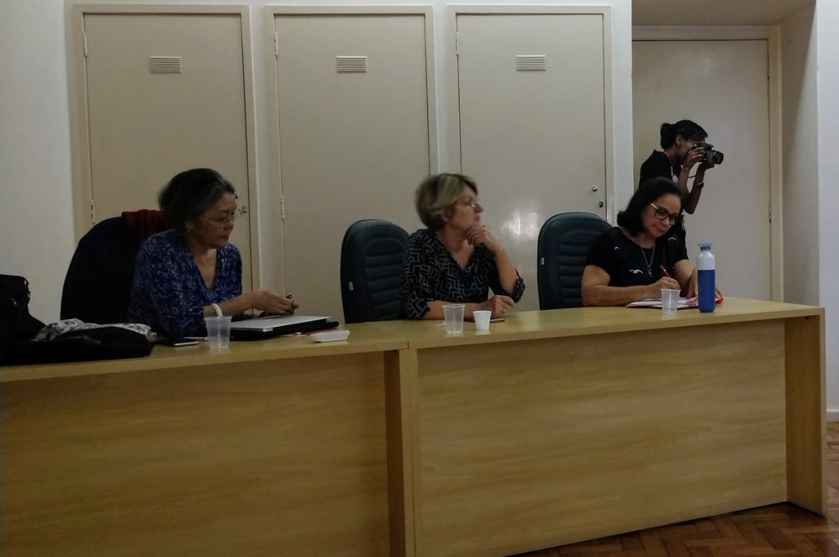 ActaPaulEnferm's tweet photo. A Editora da Acta, participou nos dias 2-3/09/19, do Encontro com os Editores das Revistas de Enfermagem que compõem a coleção REV@Enf/SciELO, na UFMG-BH. Participou da reunião o Coord. do SciELO, o Ms Abel Packer.
#actaepe #80anosepe #unifesp #campussp #scielo
#revenf #BVSaude https://t.co/04FMOGpK60