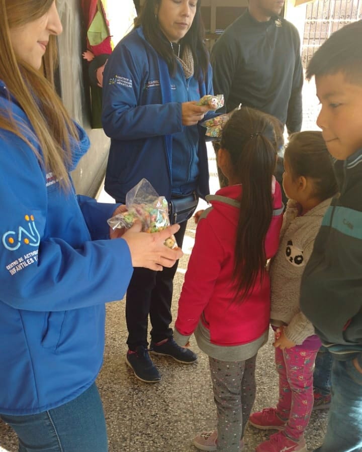 La mirada de los niños es una mirada que no miente...La necesidad de Alimentación es #HOY ...La Nutrición es un derecho de TODOS! 
#EmergenciaAlimentariaYa
#CPPS
#EquipodeNutricion
<a href="/cecisaracho/">Cecilia</a> <a href="/BarbaraUriburu/">Uriburu Bárbara Antonela</a> <a href="/fguillesaavedra/">GUILLERMO SAAVEDRA</a> <a href="/patriciapinasco/">Patricia Pinasco</a>  <a href="/UrtubeyJM/">Juan Manuel Urtubey</a> <a href="/UrtubeyPrensa/">Urtubey Prensa</a>