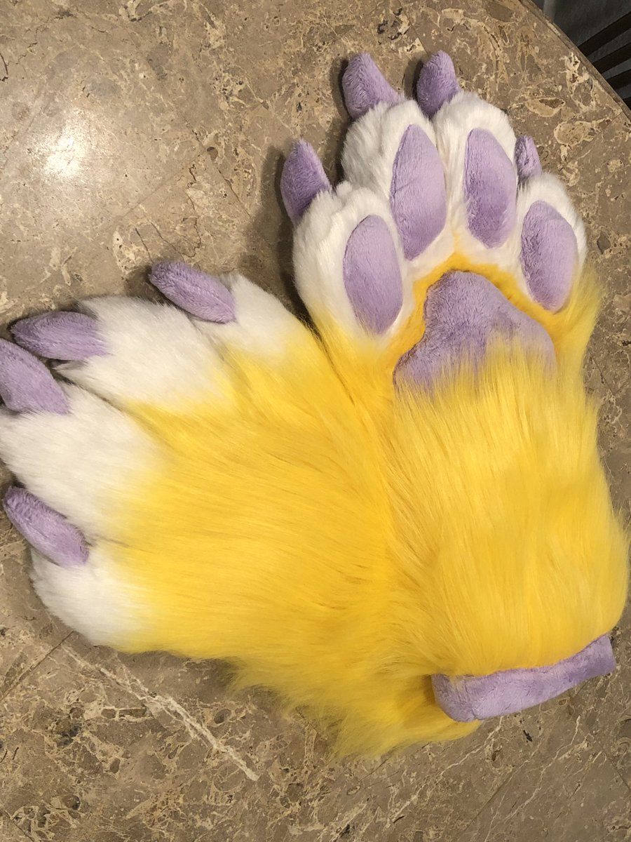 SpiritBStudios's tweet photo. Slots for puffy paws for September completion are still open! Feel free to message me here for a slot or check out our Etsy! https://t.co/WSmYHa5eZF