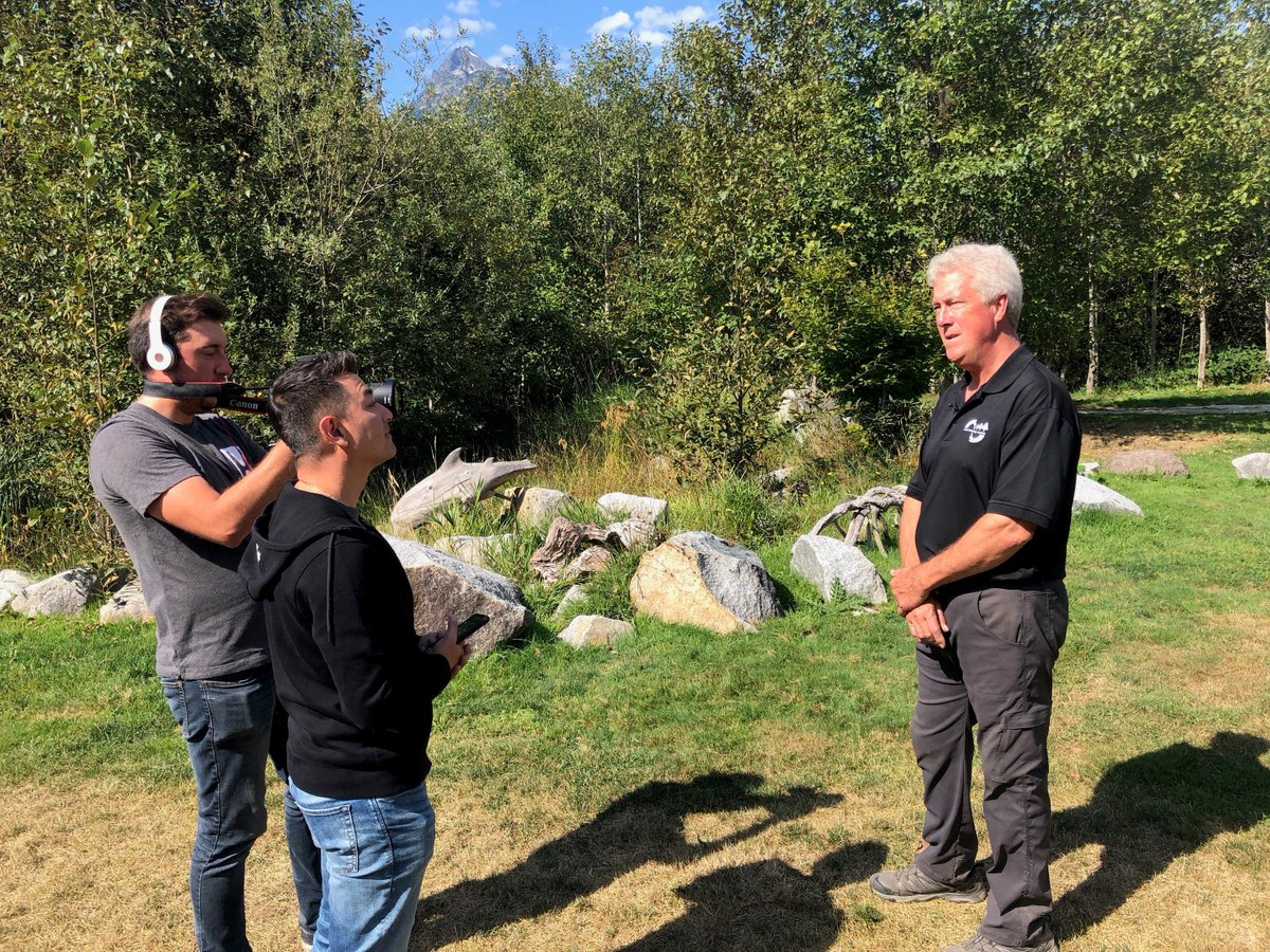 forestscanada's tweet photo. Great day in Squamish, BC celebrating our partnership with @HondaCanada – planting a tree as part of their One Honda. One Tree. Campaign that supports tree planting across Canada! Thank you for your continued support 🌲🌳 #ForestRC @Keen_for_trees https://t.co/ZRTAVgAT5B