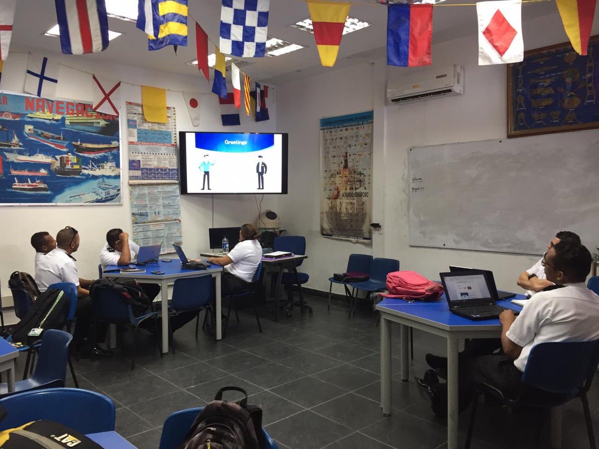 CarlaSelene's tweet photo. #SENAesFormación👨🏻‍✈️| Los aprendices de Oficial de Puente #CINAFLUP fortalecen sus competencias comunicativas 🗣aprendiendo #InglesMaritimo a través de estrategias innovadoras, TICs, y desarrollando el aprendizaje autónomo. https://t.co/zh6cTprC5j https://t.co/b1myxGobQ4