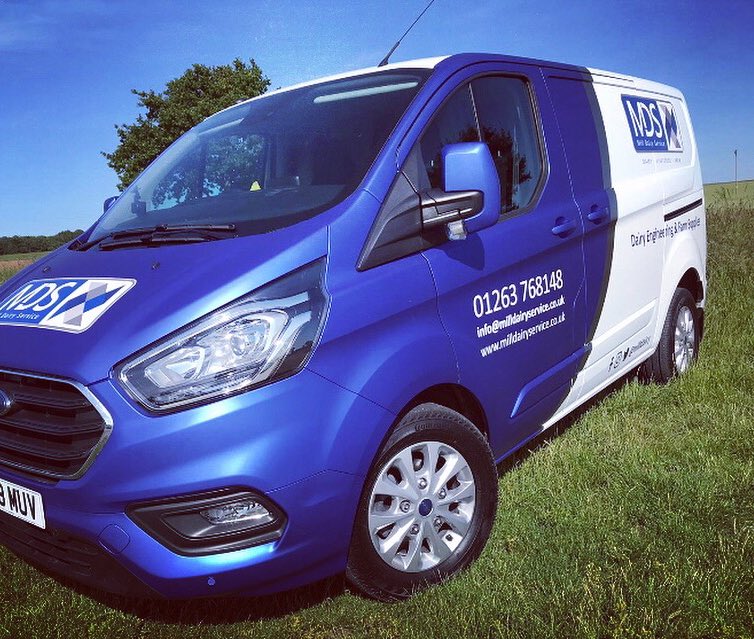 MillDairy's tweet photo. We like to stand out!
We aim to deliver the best service &amp; aftersales, we provide a 24/7 breakdown service for all milking equipment &amp; offer FREE delivery in Norfolk &amp; Suffolk for regular orders 🚨🚐 #milkingequipment #teamdairy #livestock #Dairymaster #fullwood #GEA #Milfos https://t.co/b3QcAfP3U2