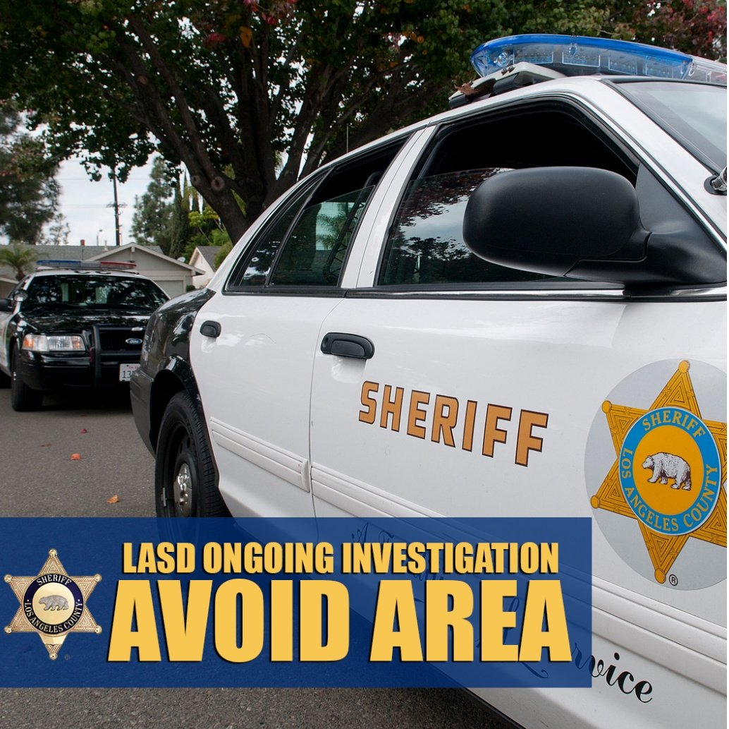 NorwalkLASD's tweet photo. CERRITOS COLLEGE BOMB THREAT
We are assisting @cerritoscollege personnel regarding a bomb threat.

Please avoid the area until further notice. Updates to follow here.

#LASD #Norwalk #BombThreat #SchoolSafety https://t.co/kIoMDJz5pJ
