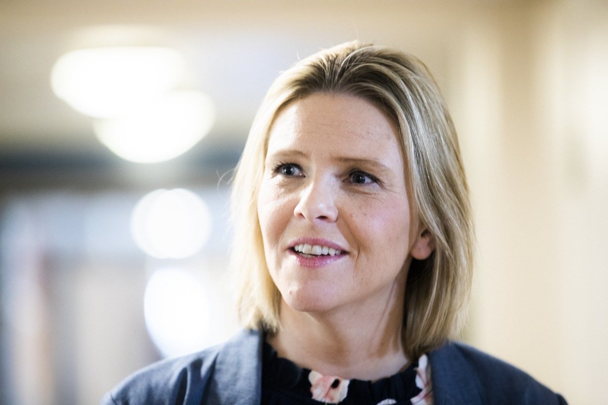 WasimZahid's tweet photo. En liten «videohilsen» fra meg til Listhaug. https://t.co/jHyDCzkWF2 ⬅️ KLIKK HER
"Du er folkehelseminister og burde ha snakket om helt andre ting enn flyktninger i middelhavet." https://t.co/MhwG5Gj0dD