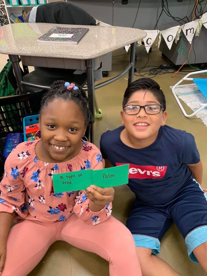 TASPA_TCS's tweet photo. Ms. Pradat’s class working on plot, multiple meaning words, and partner reading to find characters and setting in centers! #TCSLearns #TASPAlearns @TCSBoardofEd https://t.co/yvreuVSvRC