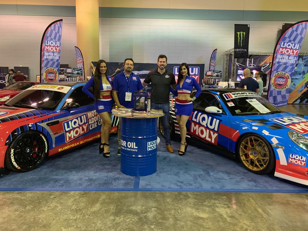 RCompacto's tweet image. Picture during the SIMA Event in Puerto Rico. @LiquiMolyUSA @IMSA @PorscheRaces @AdvanceAuto @CarreraCupGB @pepboysauto @SalinasSpeedway @CARandDRIVER @automobilemag @IMSALive @RoadandTrack @