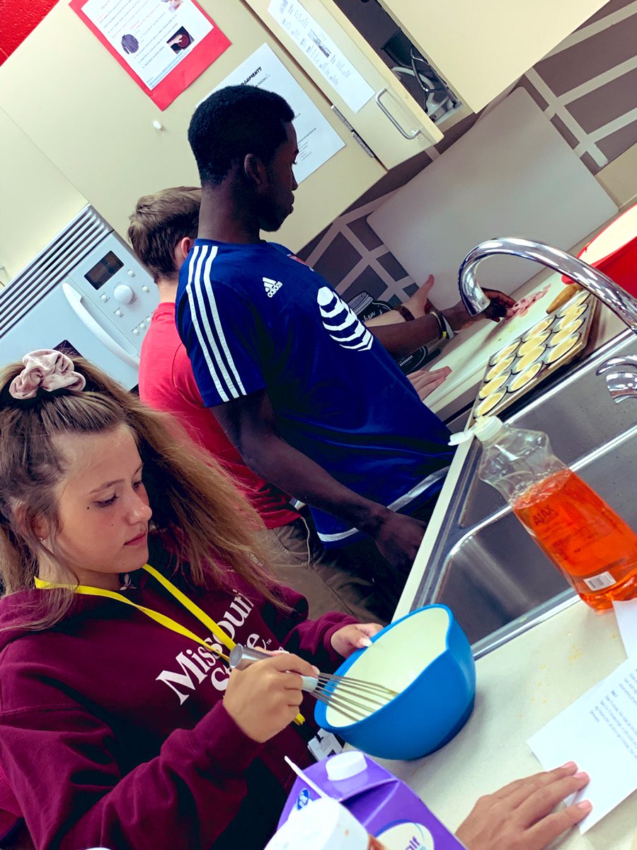 Measuring, mixing, chopping, baking... it’s Mini Quiche Day in Culinary Arts!  #spscte #quiche #hamandcheese #culinaryarts