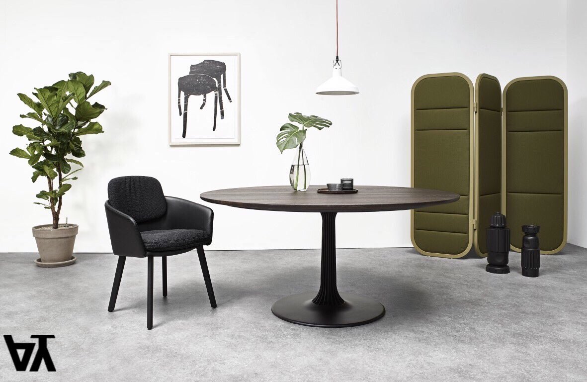 Zie jij de knipoog naar de klassieke vormentaal?🏛

Showroom te Benthuizen, regio #Zoetermeer #DenHaag #Rotterdam #Gouda #Leiden #Delft #alphenaandenrijn #zuidholland
vanwaayinterieurs.com/nl/merken/arco

#interieurdesign #design #interiordesign #designmeubelen #home #wooninspiratie #mvo